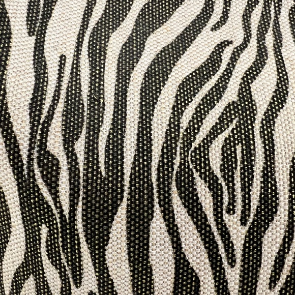 zebra print handbag - Picture 4 of 9